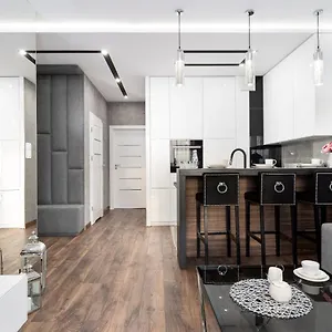 Crystal Luxury Rakowicka 20h Krakow